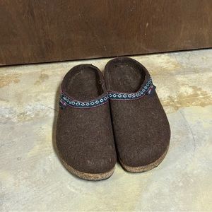 Halflinger Clogs Slip On 40